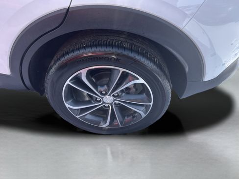 Used 2023 Buick Encore GX Select image 8