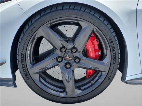 Used 2023 Chevrolet Corvette Z06 w/ Z07 Performance Package RWD image 22