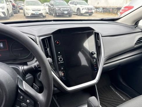 Used 2024 Subaru Crosstrek 2.0i Premium AWD/4WD image 9