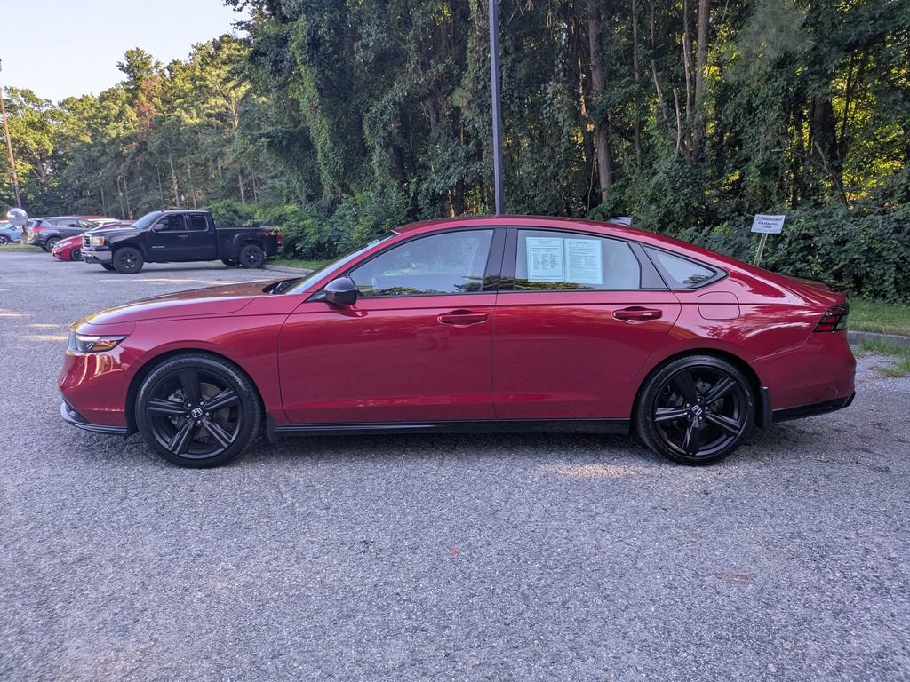 Used 2025 Honda Accord Sport image 7
