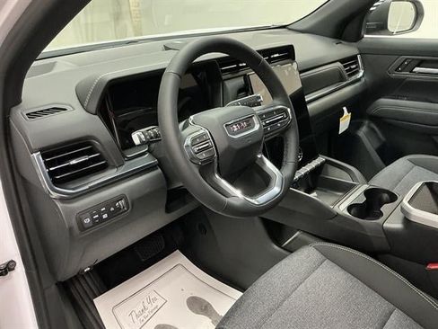 New 2027 GMC Terrain Elevation w/ LPO, Floor Liner Package AWD/4WD image 10