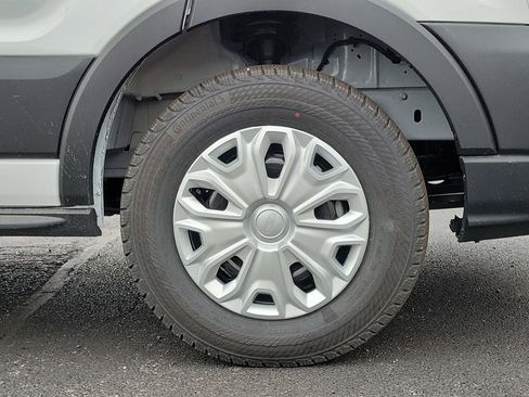 New 2026 Ford Transit 250 148 Medium Roof image 5