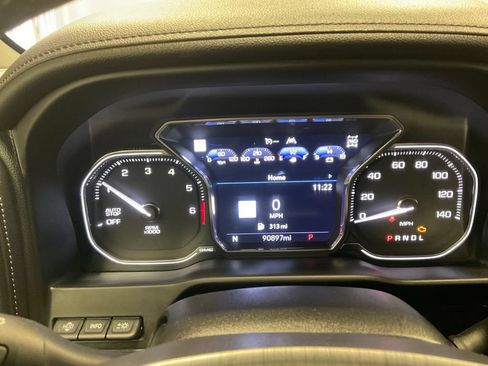 Used 2020 GMC Sierra 1500 Denali w/ Technology Package AWD/4WD image 4