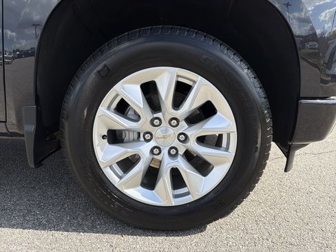 Used 2023 Chevrolet Silverado 1500 Custom image 24