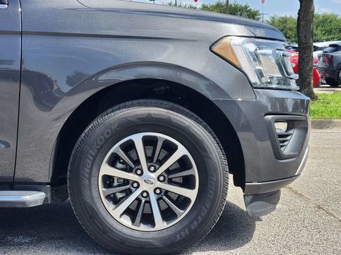 Used 2020 Ford Expedition XLT w/ Equipment Group 202A RWD image 8