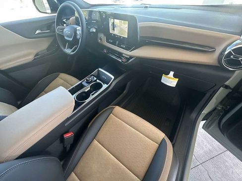 New 2026 Chevrolet Equinox ACTIV w/ Convenience Package III AWD/4WD image 28