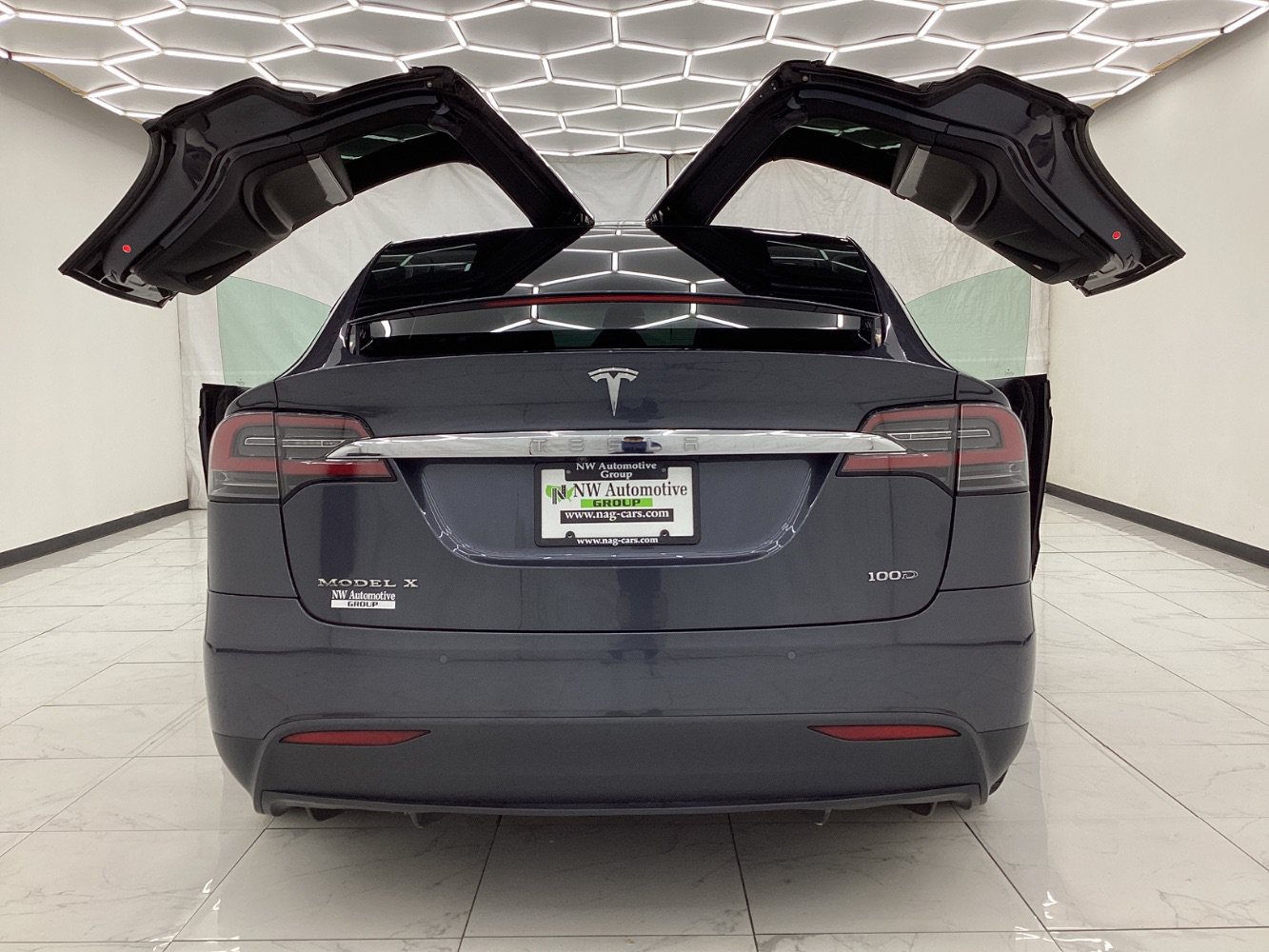 Used 2018 Tesla Model X 100D AWD/4WD image 18