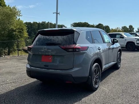 New 2026 Nissan Rogue SV AWD/4WD image 4