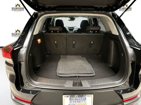 Used 2023 Chevrolet TrailBlazer LS FWD image 26