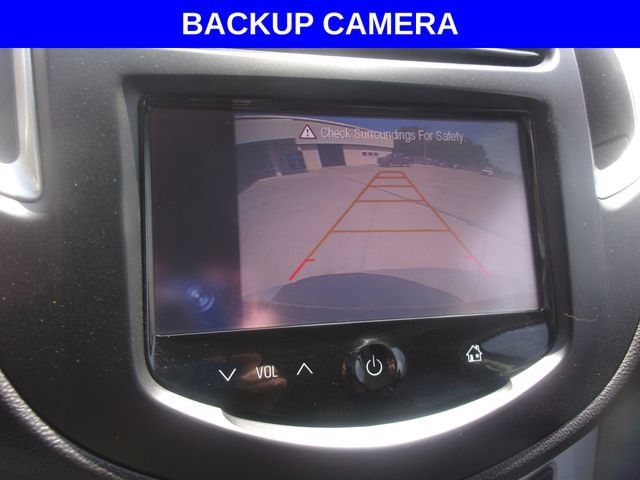 Used 2016 Chevrolet Trax LT w/ LT Sun and Sound Package AWD/4WD image 4