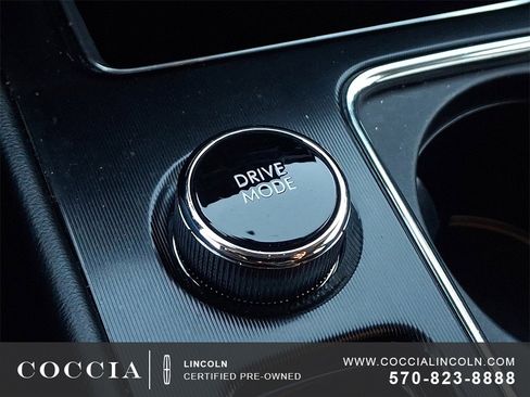 Certified 2022 Lincoln Corsair AWD w/ Equipment Group 101A image 25