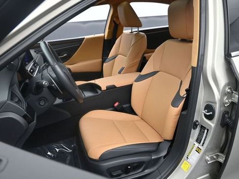 Certified 2025 Lexus ES 350 w/ Premium Package FWD image 18