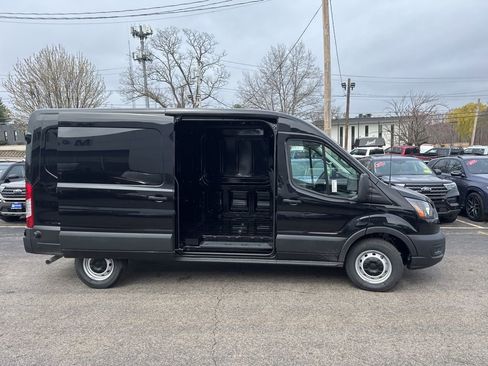 New 2026 Ford Transit 250 148 Medium Roof image 5