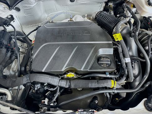 Used 2024 Chevrolet TrailBlazer LS image 32