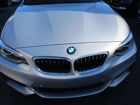 Used 2016 BMW M235i Coupe RWD image 9