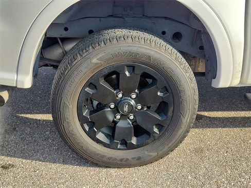 Used 2020 Ford Ranger Lariat w/ Equipment Group 501A Mid image 5