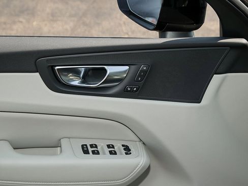 New 2025 Volvo XC60 T8 Plus w/ Protection Package Premier image 10