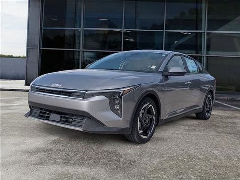 New 2026 Kia K4 EX image 4