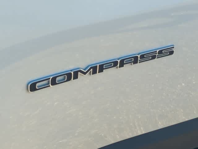 Certified 2025 Jeep Compass Limited AWD/4WD image 13
