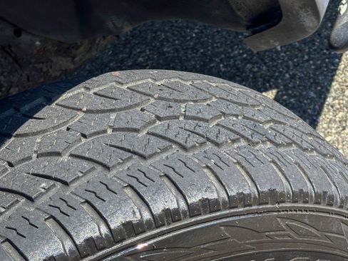 Used 2007 Ford F150 Lariat AWD/4WD image 7