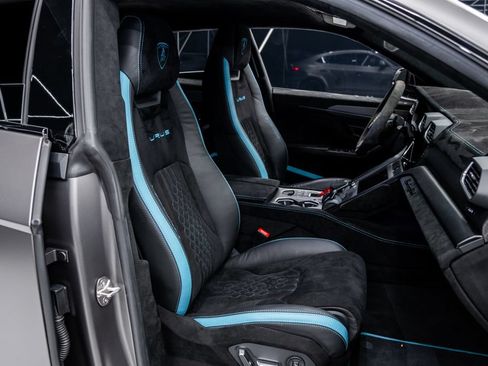 Used 2023 Lamborghini Urus Performante AWD/4WD image 26