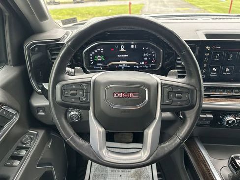 Used 2022 GMC Sierra 1500 Elevation w/ Elevation Premium Package AWD/4WD image 13