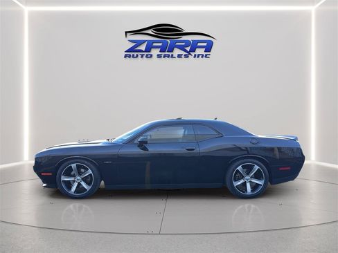 Used 2016 Dodge Challenger R/T Plus RWD image 4