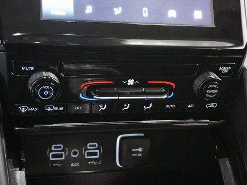 Certified 2024 Jeep Grand Cherokee Laredo image 25