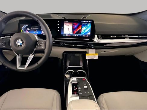 New 2026 BMW X1 xDrive28i w/ Technology Package AWD/4WD image 5