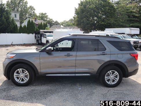 Used 2023 Ford Explorer XLT w/ Equipment Group 202A image 10