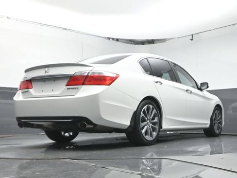 Used 2014 Honda Accord Sport image 36