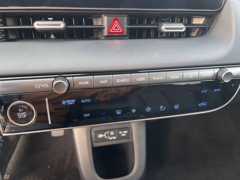 New 2026 Hyundai Ioniq 5 SEL image 27