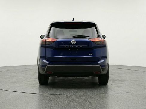 Used 2025 Nissan Rogue SV FWD image 7