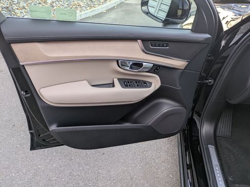 New 2026 Volvo XC90 B5 Core AWD/4WD image 11