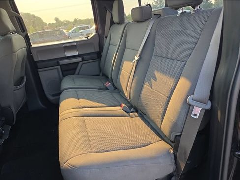 Used 2018 Ford F150 XLT w/ Equipment Group 302A Luxury AWD/4WD image 11