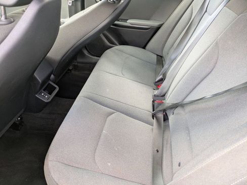 Used 2025 Kia K4 FWD image 27