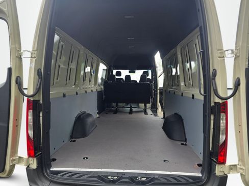 New 2026 Mercedes-Benz Sprinter 2500 image 12