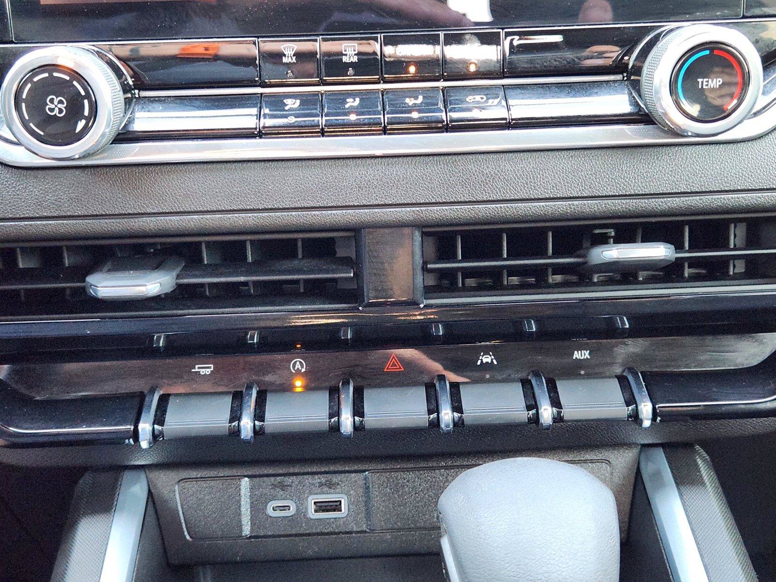 Used 2024 Chevrolet Colorado W/T w/ Advanced Trailering Package RWD image 15
