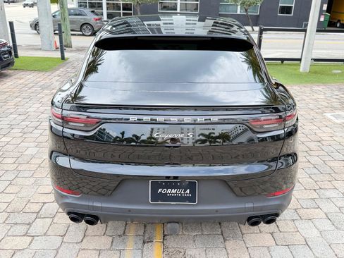 Used 2020 Porsche Cayenne S AWD/4WD image 12