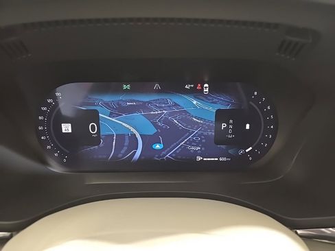 New 2026 Volvo XC60 B5 Ultra w/ Protection Package Premier image 10