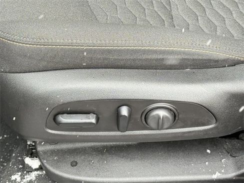 Used 2020 Chevrolet Equinox LT image 7