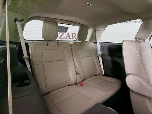 Certified 2024 Lincoln Aviator Reserve w/ Equipment Group 201A RWD image 34
