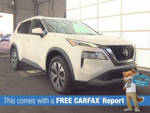 Used 2023 Nissan Rogue SV w/ SV Premium B Package FWD image 3