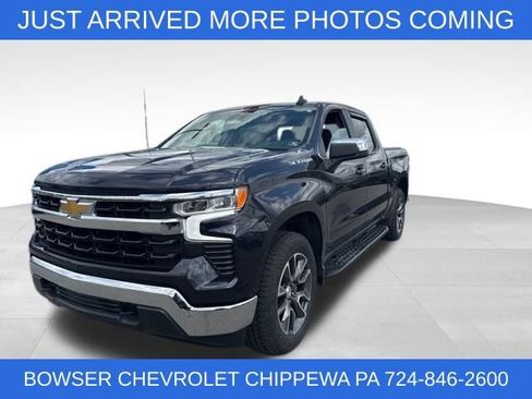 Used 2024 Chevrolet Silverado 1500 LT image 1