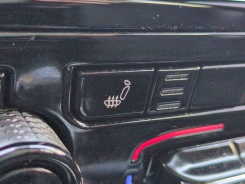 Used 2023 Jeep Grand Cherokee Altitude AWD/4WD image 23
