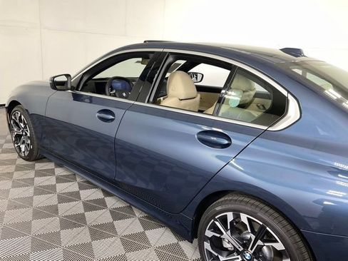 Certified 2025 BMW 330i xDrive Sedan w/ Premium Package AWD/4WD image 43