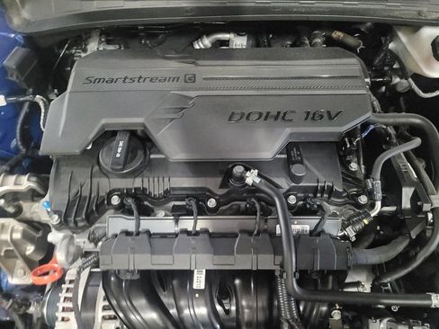 Used 2024 Hyundai Elantra SEL FWD image 30