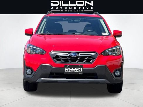 Used 2022 Subaru Crosstrek 2.0i Premium w/ Moonroof Package AWD/4WD image 9