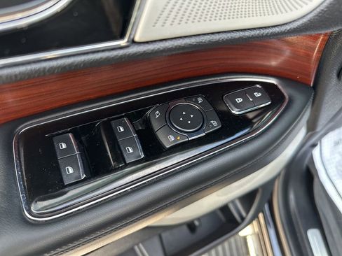 Used 2021 Lincoln Navigator Reserve w/ Luxury Package image 12