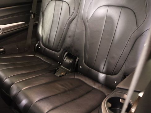 Used 2021 BMW X7 xDrive40i image 15